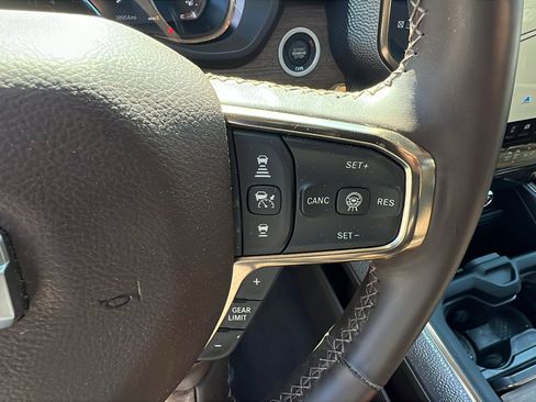 Used 2025 RAM 1500 Limited image 29