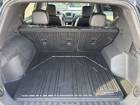 Used 2022 Chevrolet Equinox RS w/ LPO, Floor Liner Package image 20