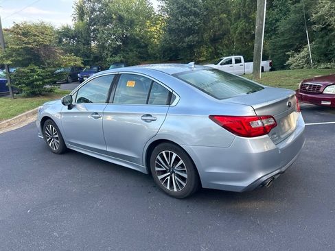 Used 2018 Subaru Legacy 2.5i Premium w/ Moonroof Package AWD/4WD image 5