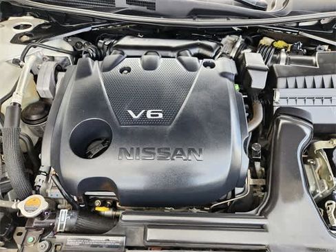Used 2017 Nissan Maxima 3.5 SL image 9