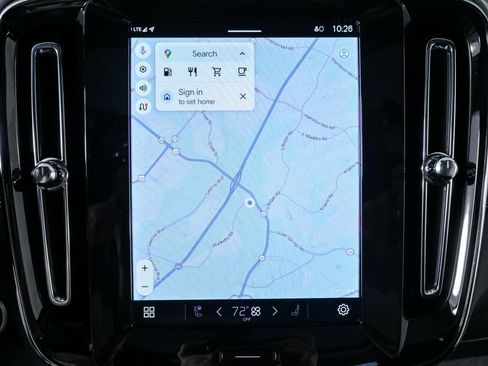 Certified 2025 Volvo XC40 B5 Plus image 16