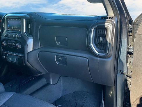 Used 2020 Chevrolet Silverado 1500 LT w/ LT Value Package image 18