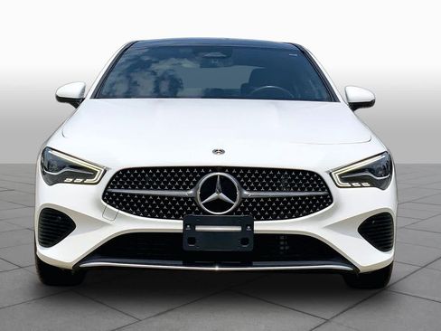 Used 2025 Mercedes-Benz CLA 250 image 4