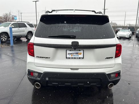 Certified 2023 Honda Passport EX-L image 9