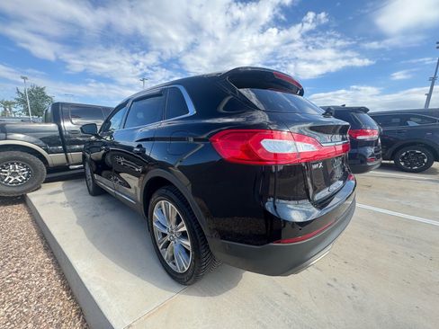 Used 2024 Buick Encore GX Preferred w/ Comfort Package FWD image 3