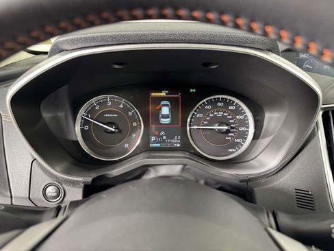 Used 2023 Subaru Crosstrek 2.5i Limited image 3