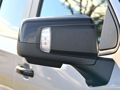 Used 2022 Chevrolet Silverado 1500 LT Trail Boss w/ LT Trail Boss Premium Package image 29