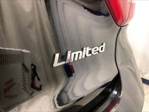 Used 2016 Hyundai Sonata Limited w/ Option Group 05 image 29