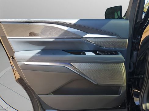 New 2025 Cadillac Escalade IQ Sport 2 AWD/4WD image 17