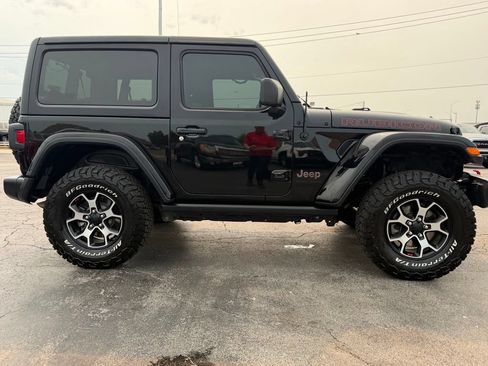 Used 2023 Jeep Wrangler Rubicon w/ Cold Weather Group AWD/4WD image 11