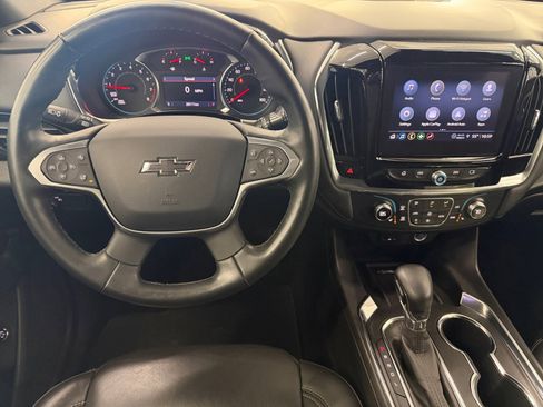 Used 2023 Chevrolet Traverse LT w/ Midnight/Sport Edition image 14