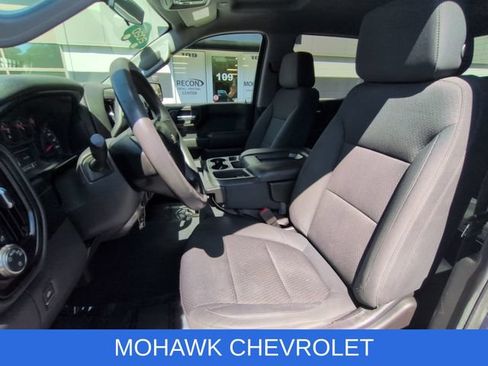 Used 2020 Chevrolet Silverado 1500 Custom w/ Custom Value Package AWD/4WD image 19