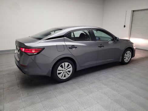 Used 2025 Nissan Sentra S FWD image 10