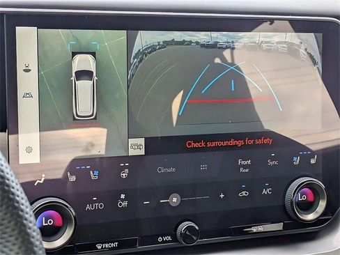 Used 2024 Lexus TX 500h AWD w/ Technology Package image 27