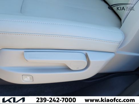 Certified 2022 Kia Sorento SX AWD/4WD image 15