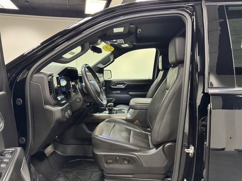Used 2024 Chevrolet Silverado 1500 High Country w/ High Country Premium Package image 22
