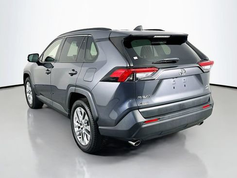 Used 2020 Toyota RAV4 XLE Premium AWD/4WD image 5