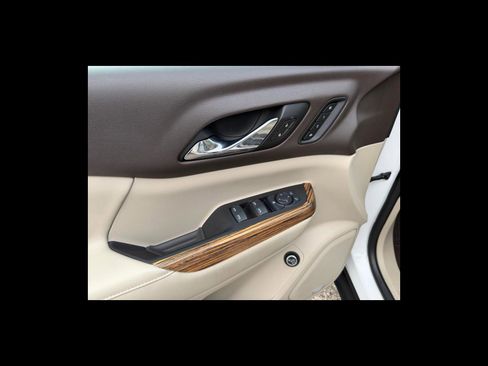 Used 2017 GMC Acadia Denali w/ Technology Package image 12