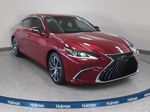 Used 2024 Lexus ES 300h w/ Premium Package image 4