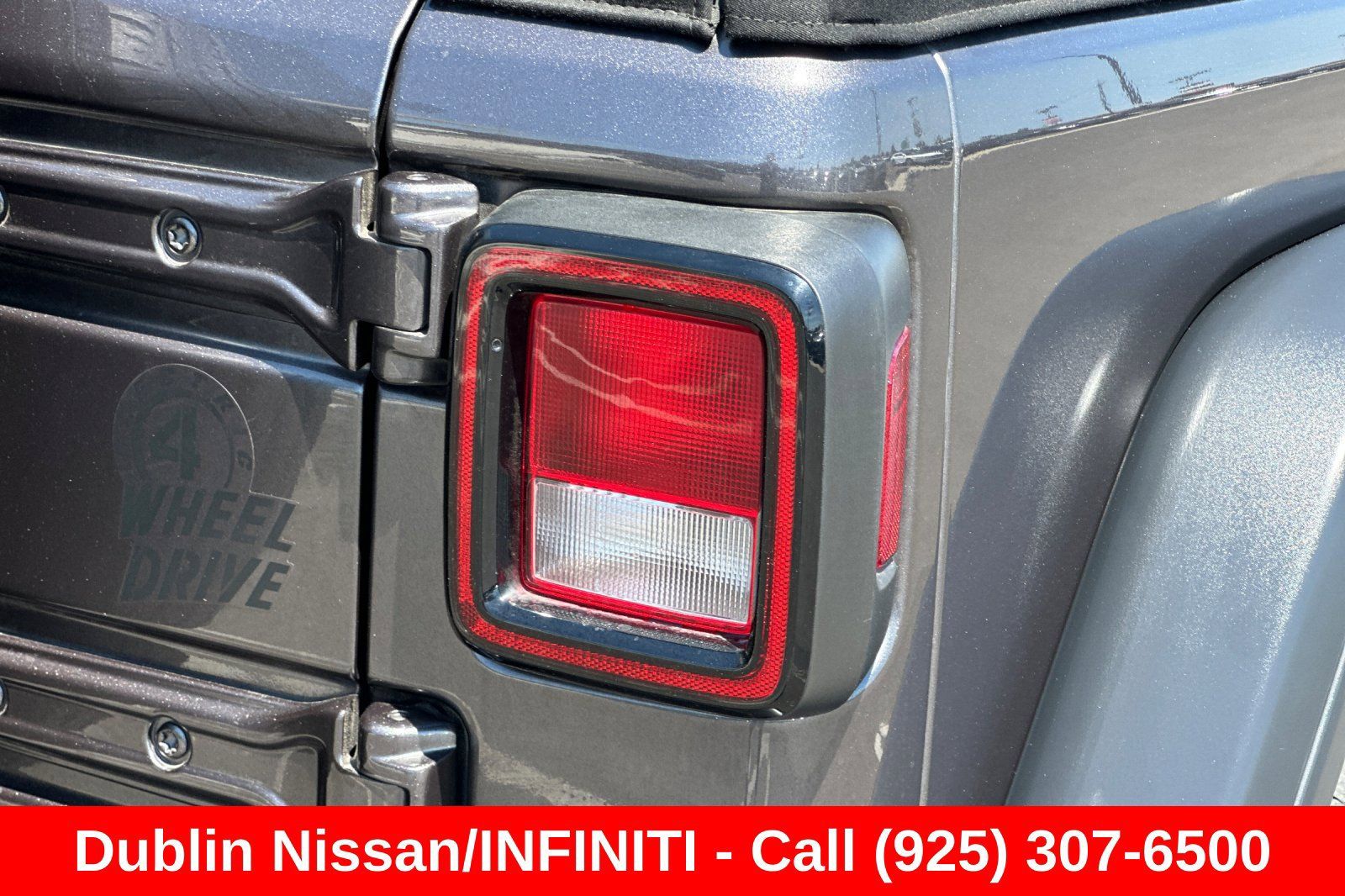 Used 2024 Jeep Wrangler Unlimited AWD/4WD image 49