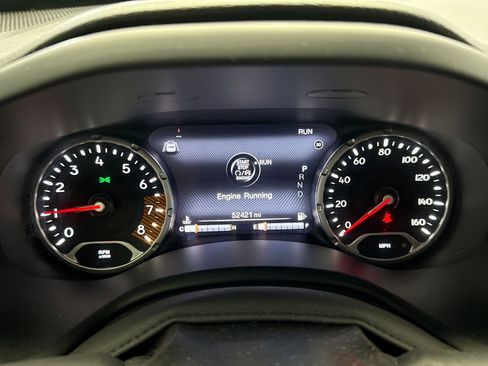 Used 2023 Jeep Renegade Altitude AWD/4WD image 13