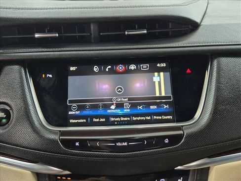 Used 2017 Cadillac XT5 Premium Luxury w/ Advanced Security Package AWD/4WD image 13