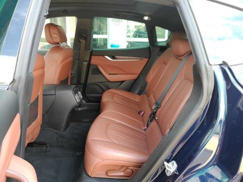 Used 2021 Maserati Levante AWD/4WD image 19
