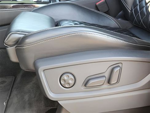 Used 2021 Audi SQ5 Premium Plus w/ Premium Plus Package image 25