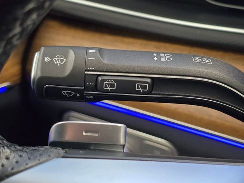 Used 2024 Mercedes-Benz GLS 450 4MATIC image 44