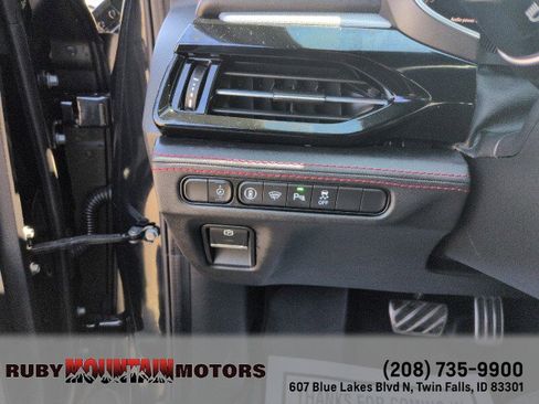 Used 2025 Acura MDX A-Spec AWD/4WD image 14