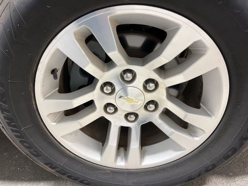 Used 2018 Chevrolet Tahoe LT image 41