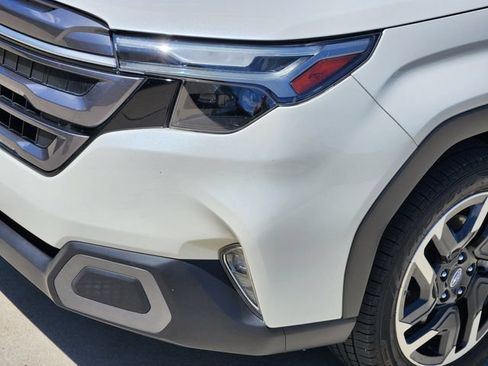Certified 2025 Subaru Forester Limited AWD/4WD image 9
