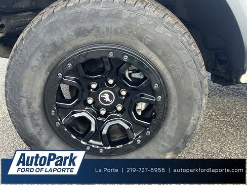Used 2023 Ford Bronco Wildtrak image 9
