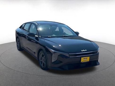 Used 2025 Kia K4 FWD image 3