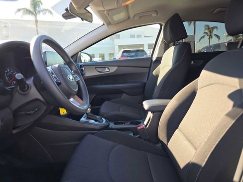 Used 2021 Kia Forte LXS image 21