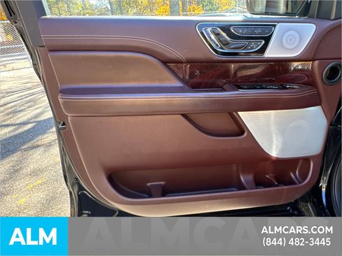 Used 2021 Lincoln Navigator Black Label w/ Cargo Convenience Package image 12