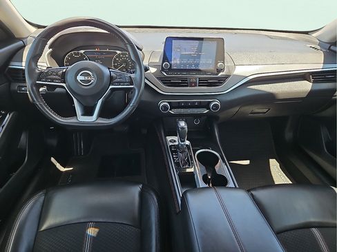 Used 2024 Nissan Altima 2.5 SR FWD image 11