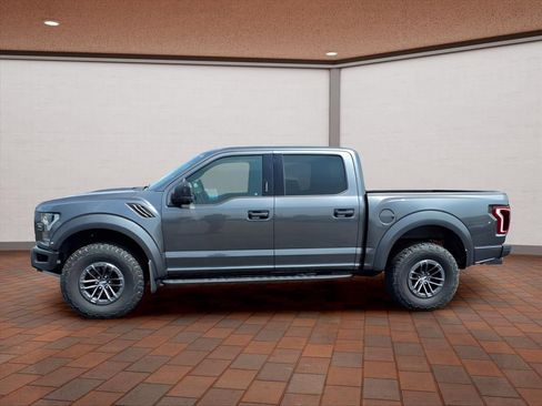 Used 2019 Ford F150 Raptor image 5