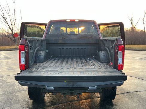 Used 2017 Ford F250 XLT w/ XLT Premium Package image 37