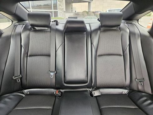 Used 2018 Honda Accord Sport image 23