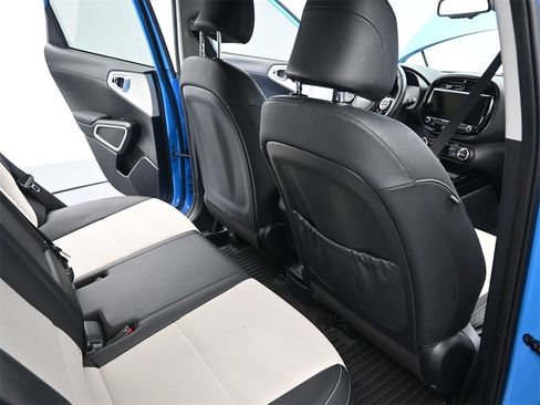 Certified 2023 Kia Soul GT-Line image 19