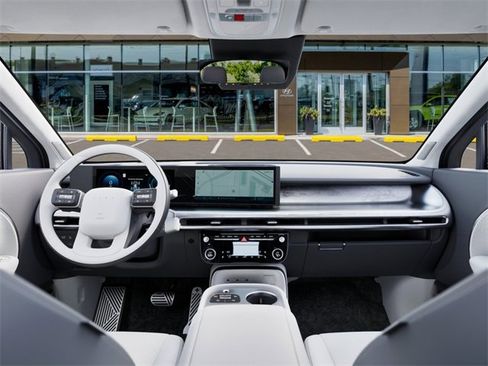 New 2026 Hyundai Ioniq 9 Calligraphy image 11