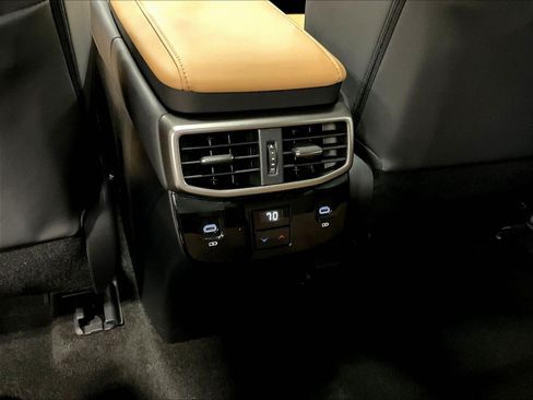 Used 2023 Lexus RX 350 Premium w/ Accessory Package (Z1) FWD image 10