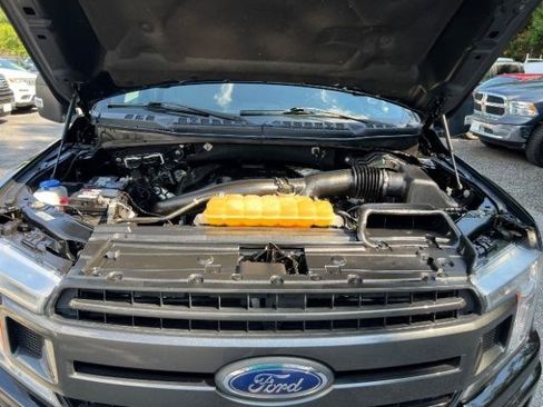 Used 2018 Ford F150 XLT w/ Equipment Group 302A Luxury AWD/4WD image 14