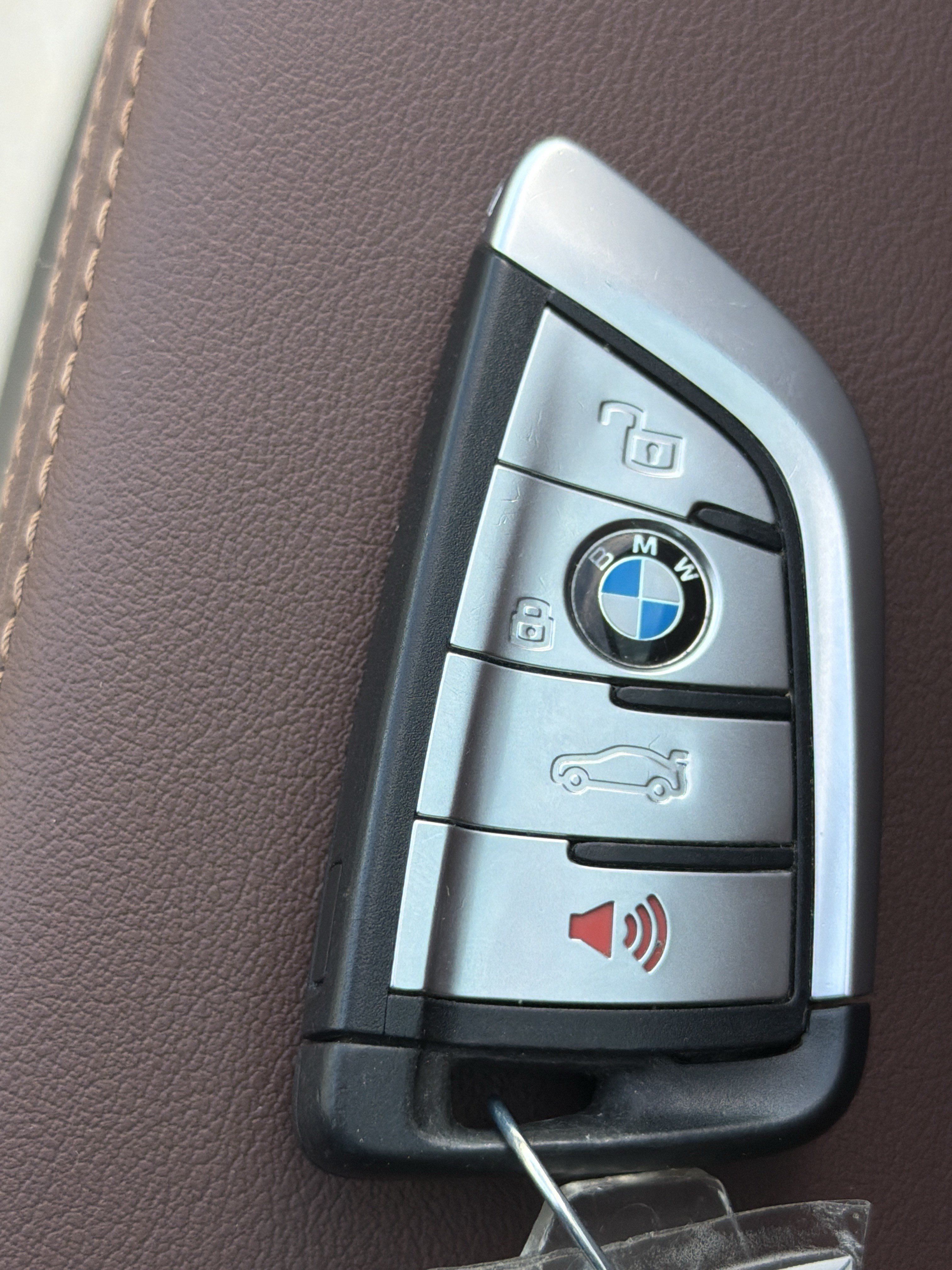 Used 2023 BMW X5 sDrive40i w/ M Sport Package RWD image 36