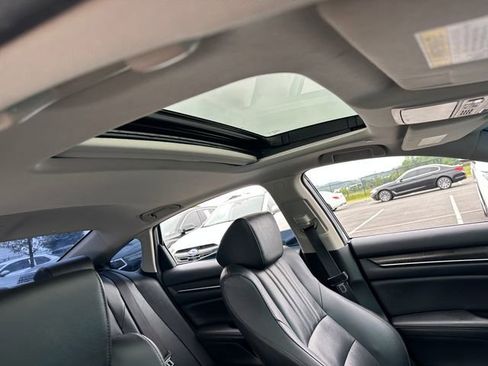 Used 2021 Honda Accord Touring image 37