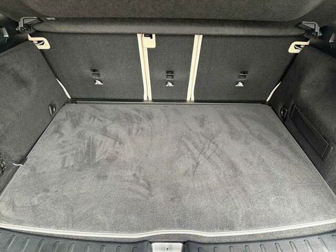 Used 2025 Mercedes-Benz GLA 250 4MATIC image 19