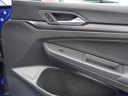 Used 2023 Volkswagen Golf R image 63