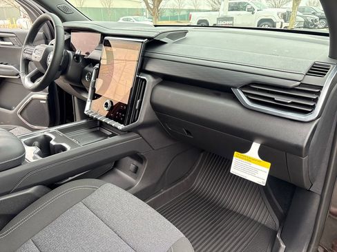 New 2026 GMC Acadia Elevation w/ LPO, Floor Liner Package FWD image 45