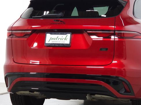Used 2026 Jaguar F-PACE R-Dynamic S AWD/4WD image 8